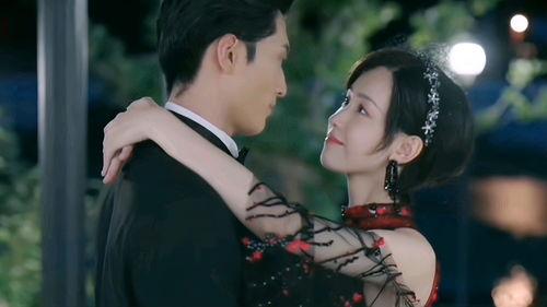 天君下山霍霍三个绝色老婆,绝色三妻共舞风云